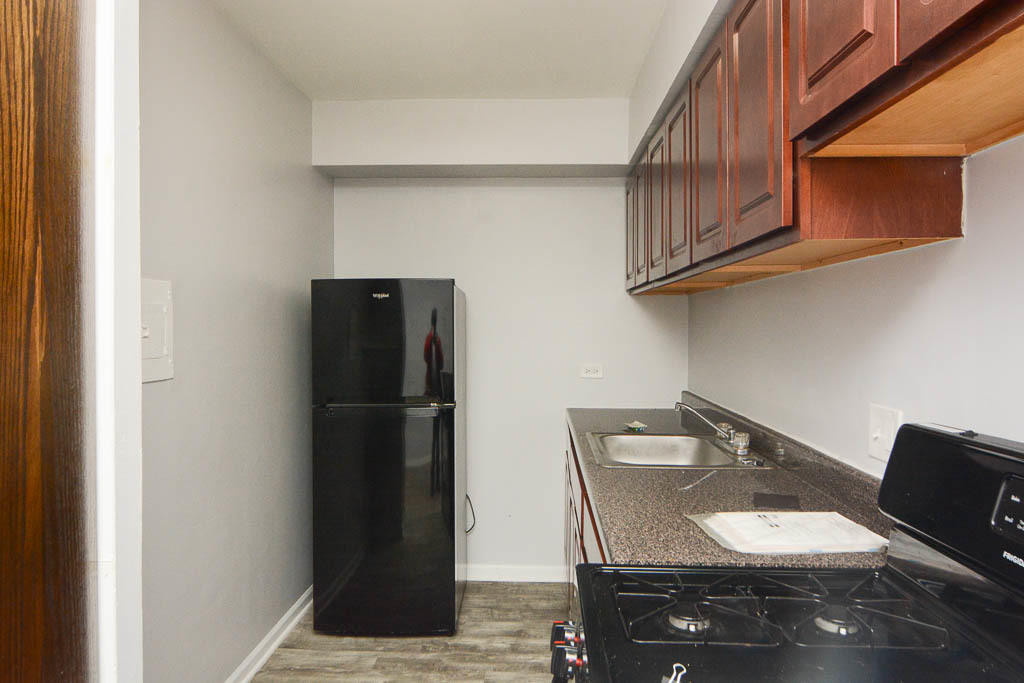 1040 W HOLLYWOOD Avenue 204