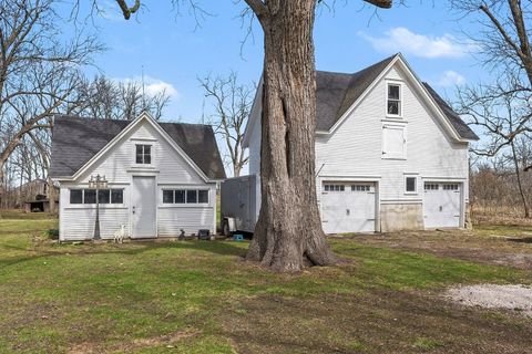 Tiny photo for 401 E Prairie Street, Odell, IL 60460 (MLS # 12599398)