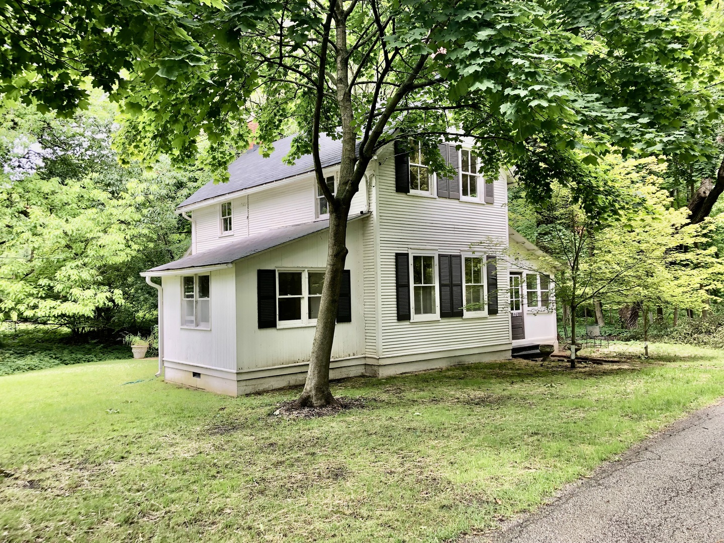 870 Woodbine Place