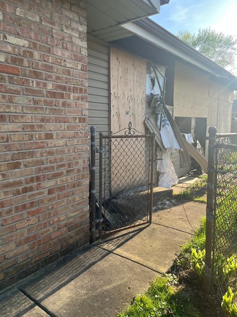 Tiny photo for 404 Jerome Place, Wheeling, IL 60090 (MLS # 12624692)