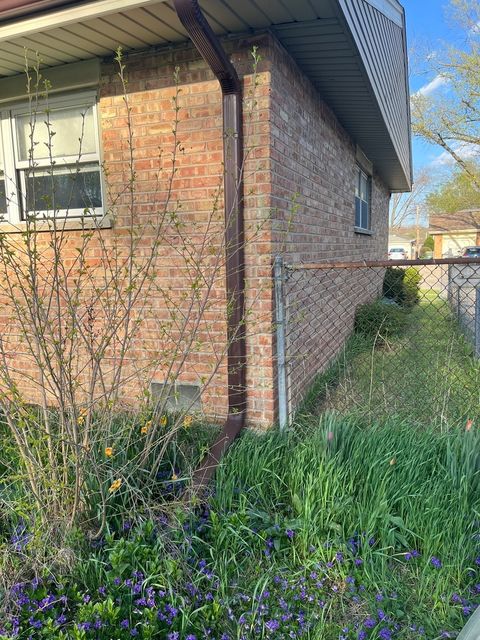 Tiny photo for 404 Jerome Place, Wheeling, IL 60090 (MLS # 12624692)