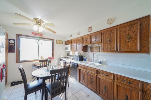 Tiny photo for 7604 W Lawrence Avenue #1B, Harwood Heights, IL 60706 (MLS # 12490550)