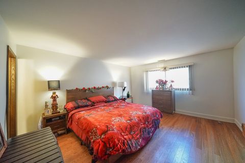 Tiny photo for 7604 W Lawrence Avenue #1B, Harwood Heights, IL 60706 (MLS # 12490550)