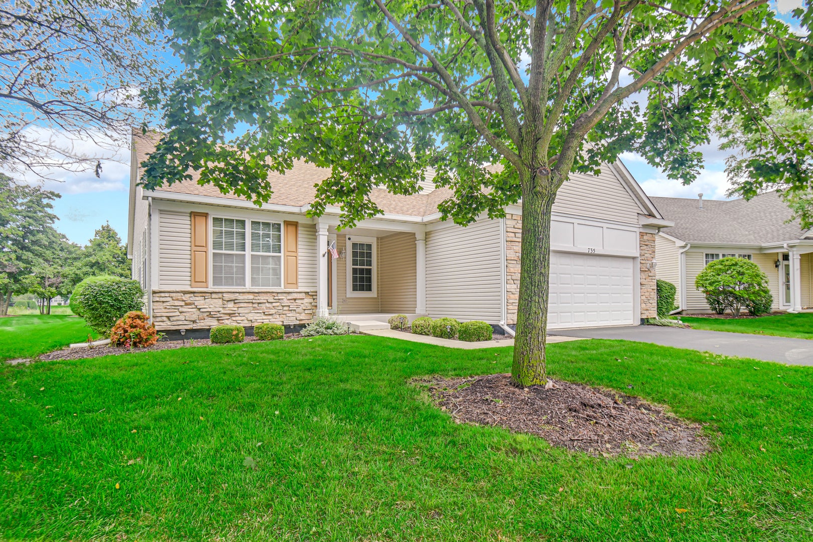 735 Pentwater Road