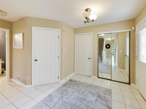 Tiny photo for 634 Kendallwood Court, Crystal Lake, IL 60014 (MLS # 12626114)