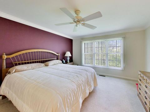 Tiny photo for 634 Kendallwood Court, Crystal Lake, IL 60014 (MLS # 12626114)