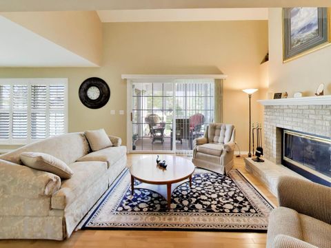 Tiny photo for 634 Kendallwood Court, Crystal Lake, IL 60014 (MLS # 12626114)