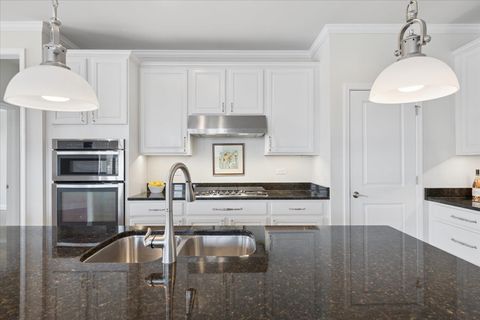 Tiny photo for 3570 Melody Street, Mundelein, IL 60060 (MLS # 12597673)