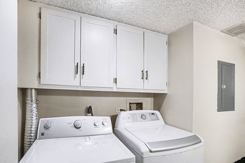 Tiny photo for 1484 N Rock Run Drive #3c, Crest Hill, IL 60403 (MLS # 12576514)