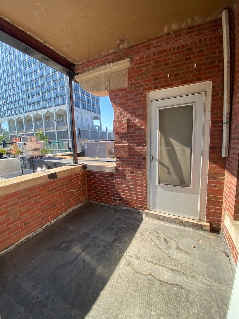 856 W Montrose Avenue 2A