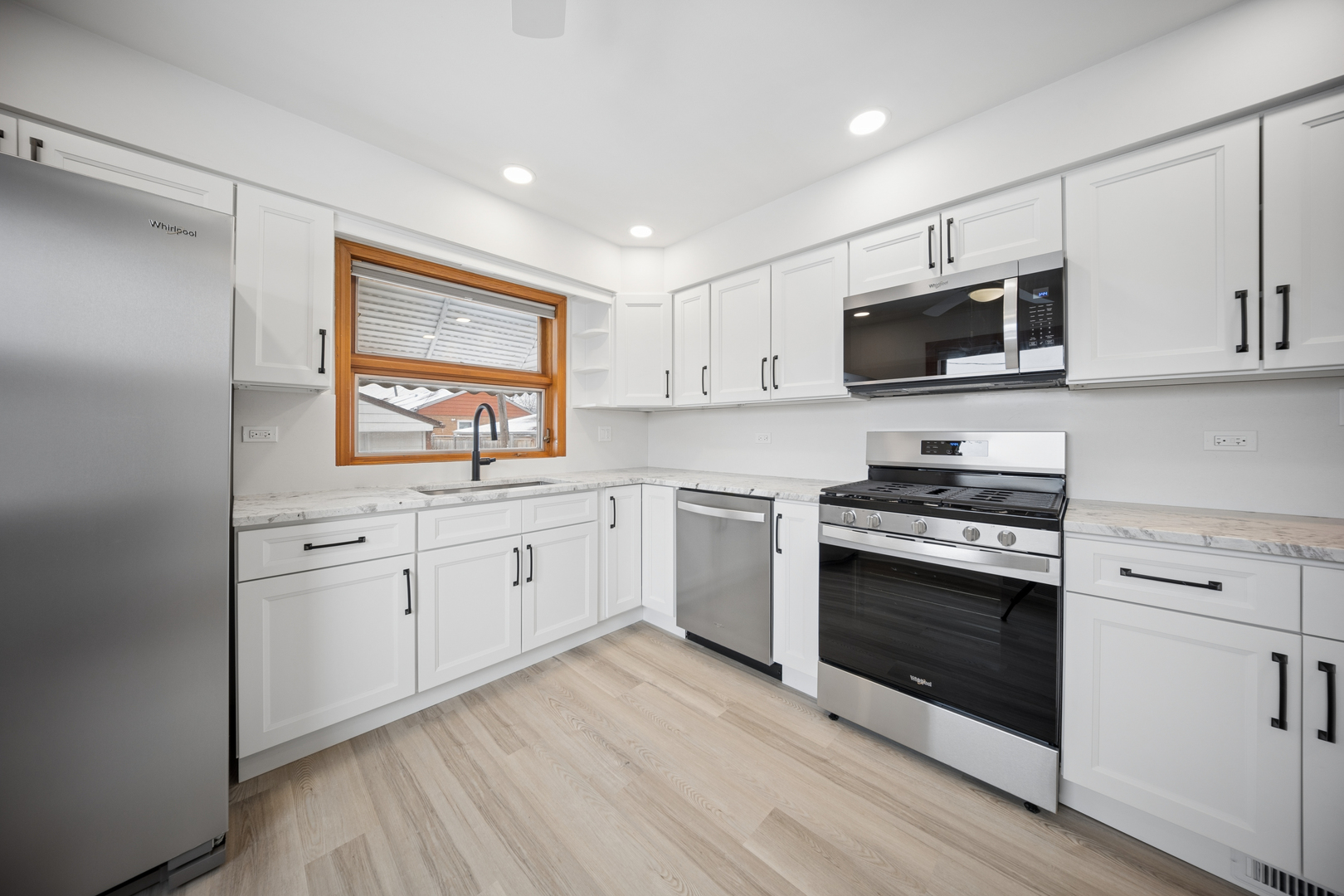 8229 W Giddings Street