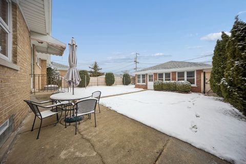 Tiny photo for 8229 W Giddings Street, Norridge, IL 60706 (MLS # 12622427)