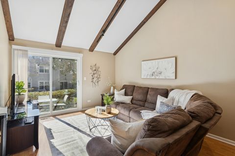 Tiny photo for Palatine, IL 60067 (MLS # 12510761)