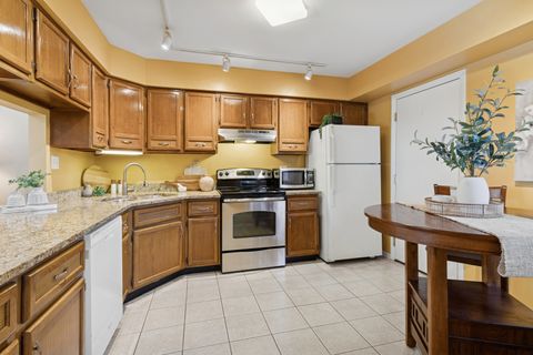 Tiny photo for Palatine, IL 60067 (MLS # 12510761)