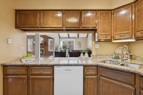 Tiny photo for Palatine, IL 60067 (MLS # 12510761)