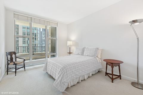 Tiny photo for 25 E Superior Street #2405, Chicago, IL 60611 (MLS # 12458344)