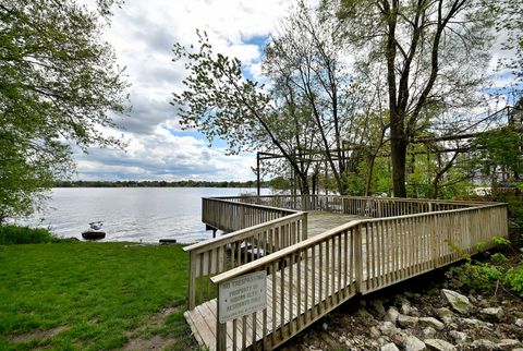 Tiny photo for 128 1/2 CORA Avenue #B, Fox Lake, IL 60020 (MLS # 12640554)