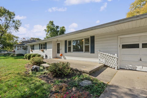 Tiny photo for 810 Longview Road, Monticello, IL 61856 (MLS # 12771645)