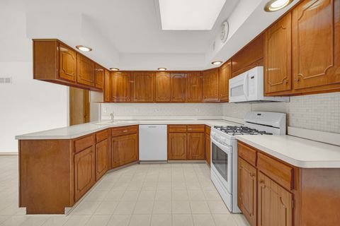 Tiny photo for 10916 Kingston Street, Westchester, IL 60154 (MLS # 12617475)