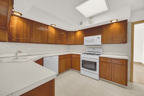 Tiny photo for 10916 Kingston Street, Westchester, IL 60154 (MLS # 12617475)