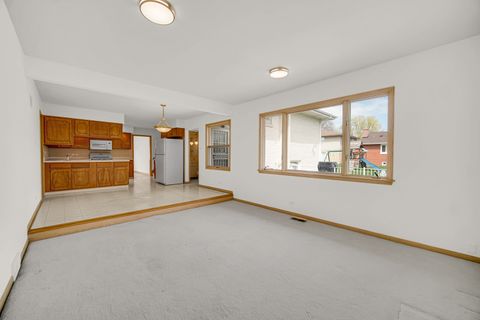 Tiny photo for 10916 Kingston Street, Westchester, IL 60154 (MLS # 12617475)