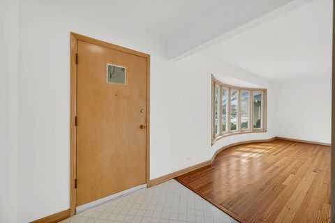 Tiny photo for 10916 Kingston Street, Westchester, IL 60154 (MLS # 12617475)