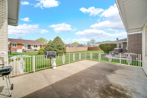 Tiny photo for 10916 Kingston Street, Westchester, IL 60154 (MLS # 12617475)