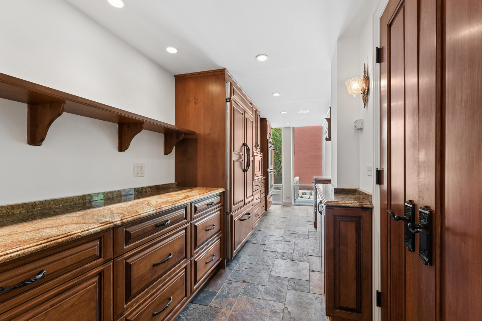 200 E Delaware Place 4DE