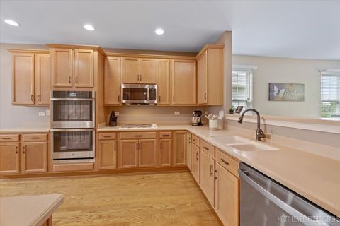 Tiny photo for 725 Bohannon Circle, Oswego, IL 60543 (MLS # 12539950)