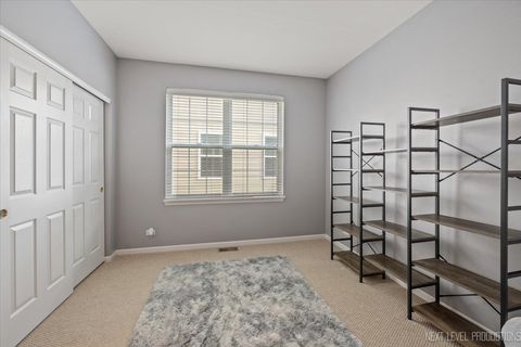 Tiny photo for 725 Bohannon Circle, Oswego, IL 60543 (MLS # 12539950)