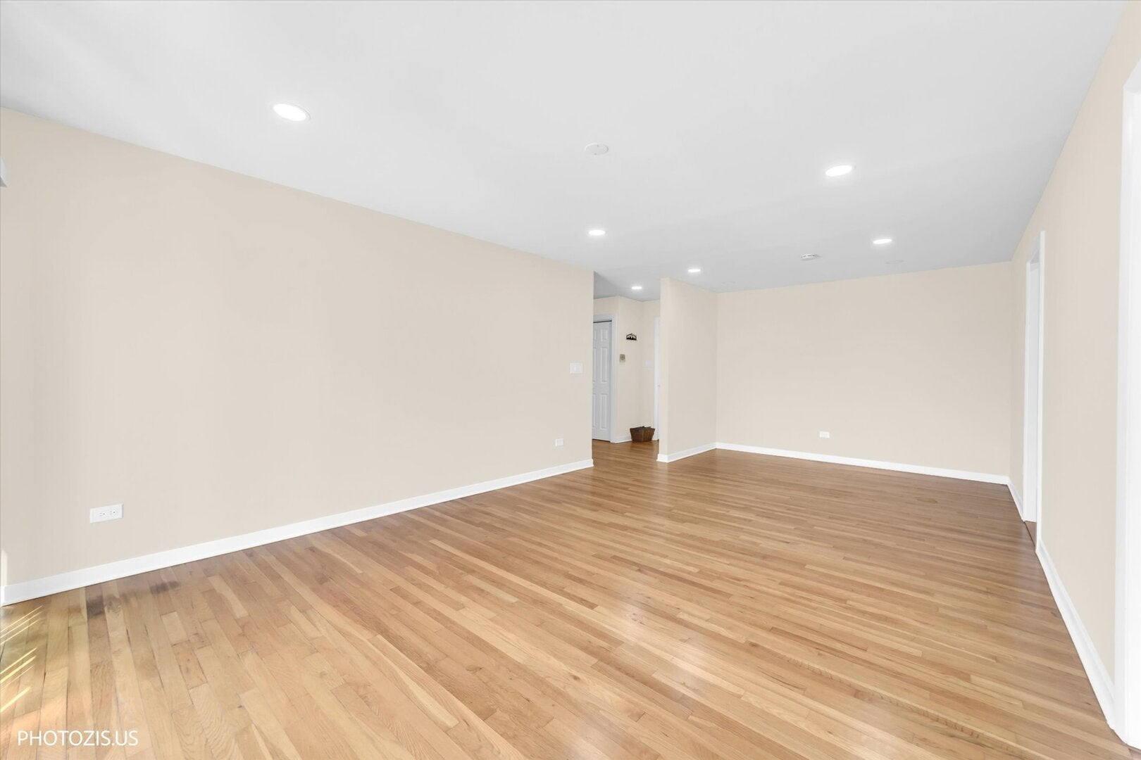8852 N Leslie Lane 2C