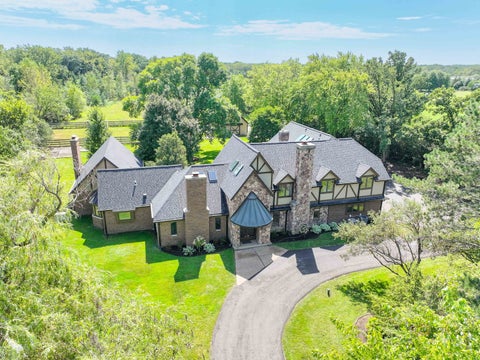 Photo of 1899 Hilltop Lane, Bannockburn, IL 60015 (MLS # 12753763)