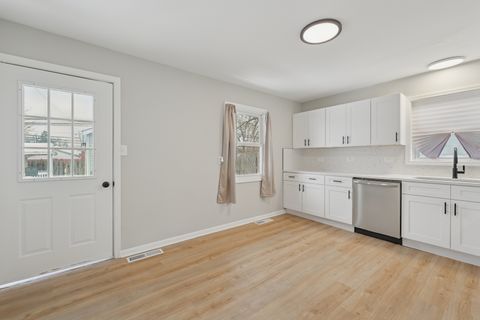 Tiny photo for 26 E Normandy Drive, Chicago Heights, IL 60411 (MLS # 12562813)