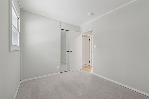 Tiny photo for 26 E Normandy Drive, Chicago Heights, IL 60411 (MLS # 12562813)