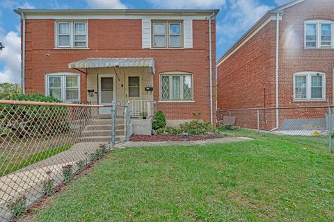 Tiny photo for 6403 S Lorel Avenue, Chicago, IL 60638 (MLS # 12603419)