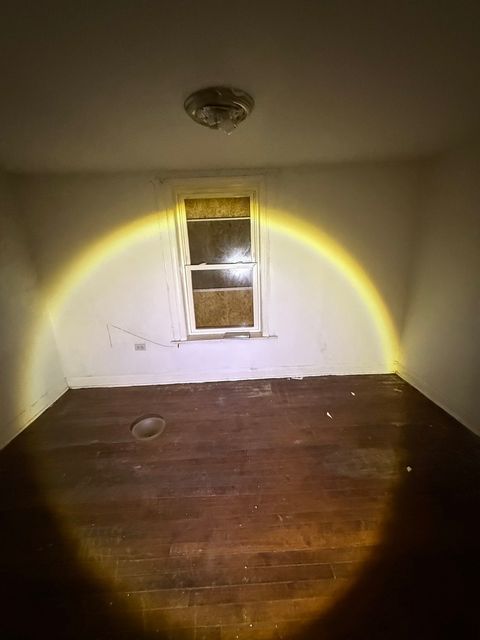 Tiny photo for 8417 S ESCANABA Avenue, Chicago, IL 60617 (MLS # 12642609)