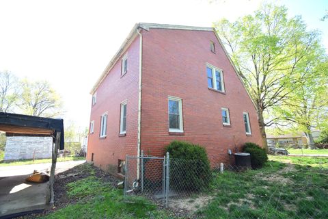Tiny photo for 2308 Logan Street, Mt Vernon, IL 62864 (MLS # 12613331)