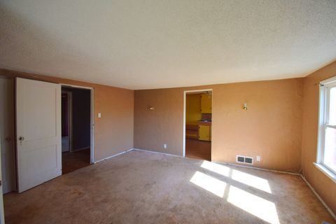 Tiny photo for 2308 Logan Street, Mt Vernon, IL 62864 (MLS # 12613331)