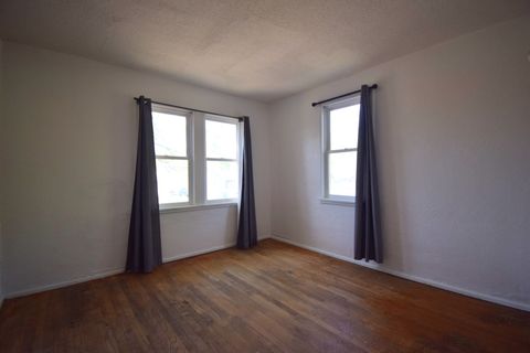 Tiny photo for 2308 Logan Street, Mt Vernon, IL 62864 (MLS # 12613331)
