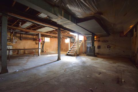 Tiny photo for 2308 Logan Street, Mt Vernon, IL 62864 (MLS # 12613331)