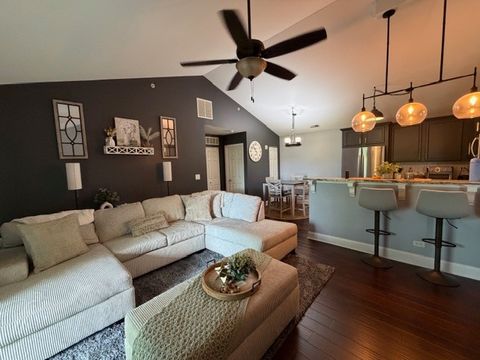 Tiny photo for 4459 Timber Ridge Court #101, Joliet, IL 60431 (MLS # 12634806)