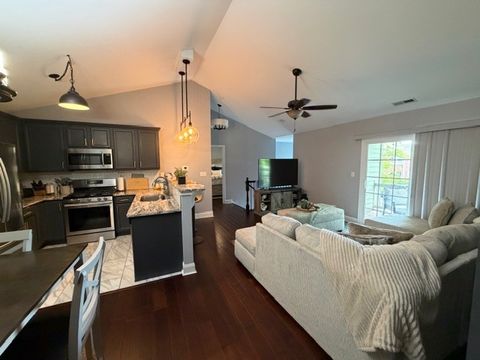 Tiny photo for 4459 Timber Ridge Court #101, Joliet, IL 60431 (MLS # 12634806)