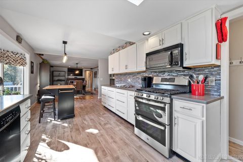 Tiny photo for 1367 Wauchope Drive, Elgin, IL 60123 (MLS # 12518343)