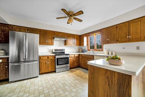 Tiny photo for 1S221 N Flanders Lane, Winfield, IL 60190 (MLS # 12482910)