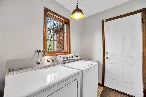 Tiny photo for 1S221 N Flanders Lane, Winfield, IL 60190 (MLS # 12482910)