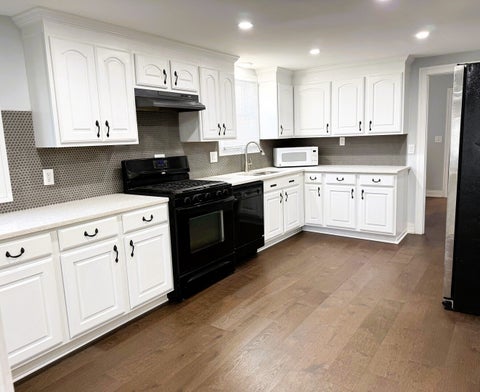 Tiny photo for 7630 Odell Avenue, Bridgeview, IL 60455 (MLS # 12714619)
