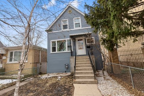 Photo of 4252 N Bernard Street, Chicago, IL 60618 (MLS # 12565492)