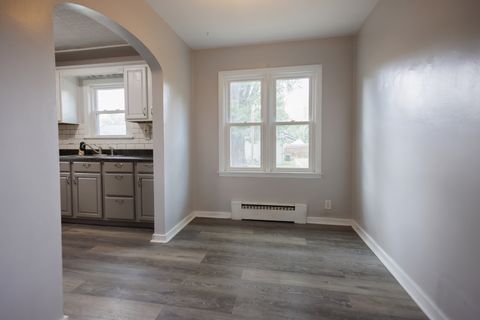 Tiny photo for 957 S 7th Avenue, Kankakee, IL 60901 (MLS # 12535642)