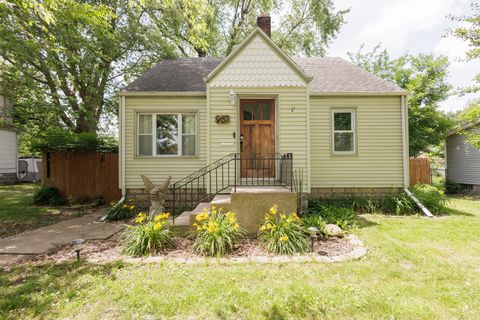 Photo of 957 S 7th Avenue, Kankakee, IL 60901 (MLS # 12535642)