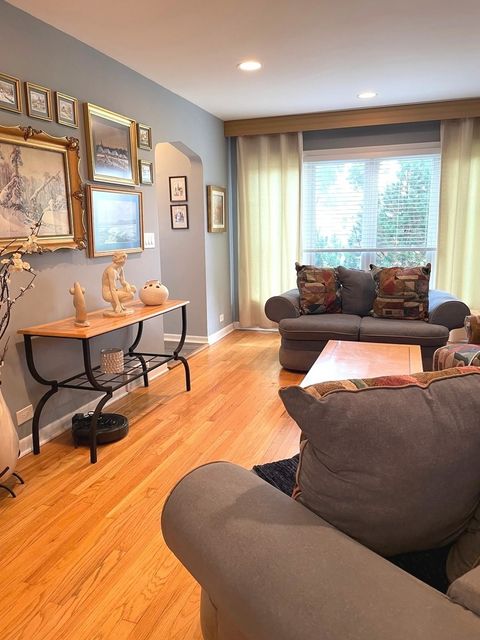 Tiny photo for 4824 S La Crosse Avenue, Chicago, IL 60638 (MLS # 12468978)